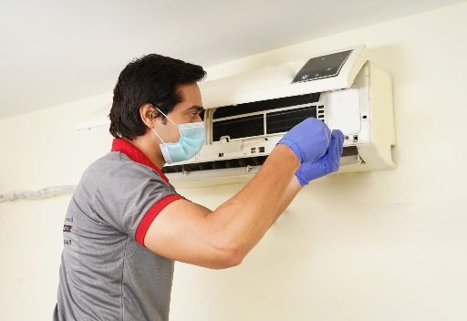 The Top Benefits of Hiring Experts for Your Ducted Heating Needs