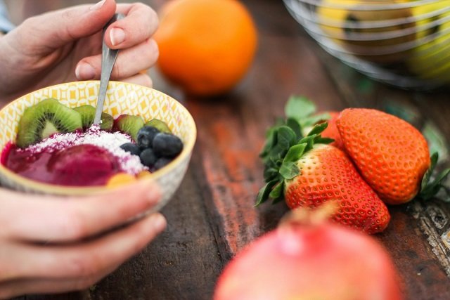 Taste the Trend: Leading Acai Bowl Hotspots for Travelers in USA and Korea